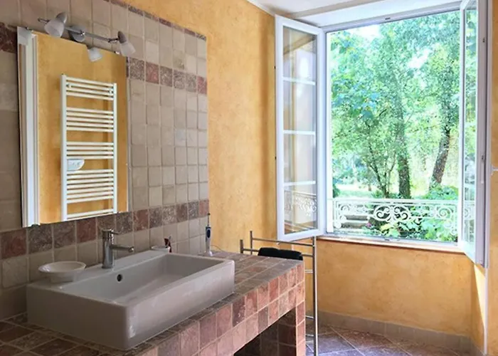 Hidden Treasure Villa *