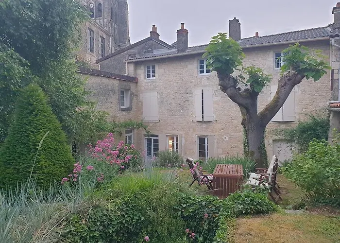 Hidden Treasure Villa Saint-Maixent-lʼÉcole
